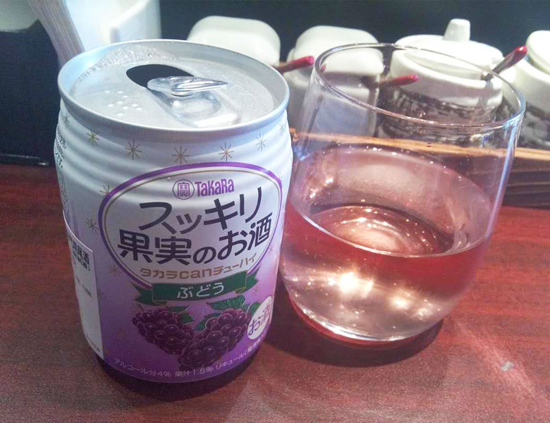 水果起泡酒